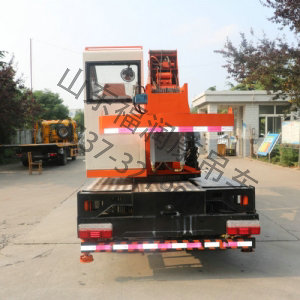 藍(lán)牌K5噸汽車吊 東風(fēng)途逸